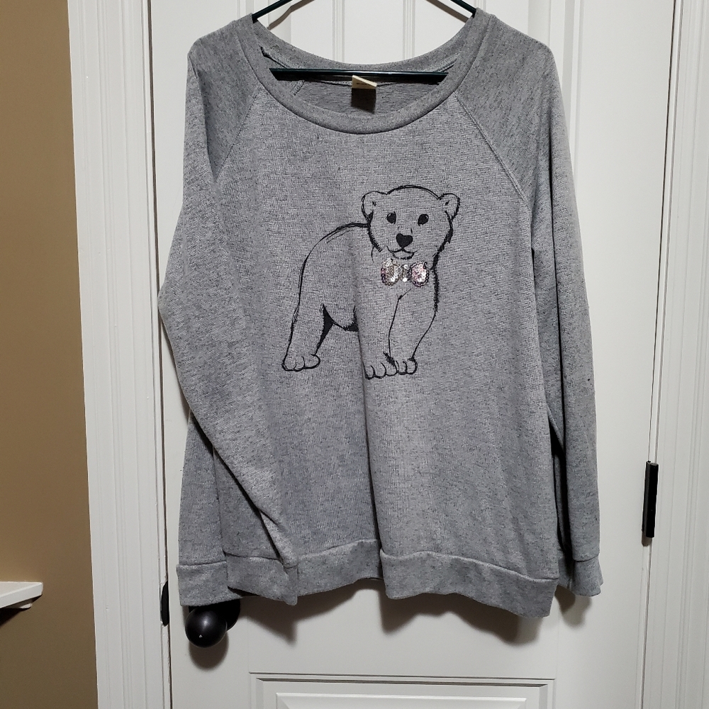 Polar bear sweatshirt/sweater